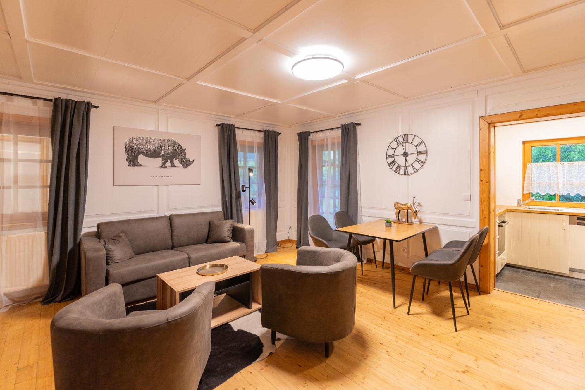 Ferienhaus Schmuckes Geräumiges Haus Mit Garten In Für Bis Zu 8 Gäste Ideal Für Familien Und Gruppen *