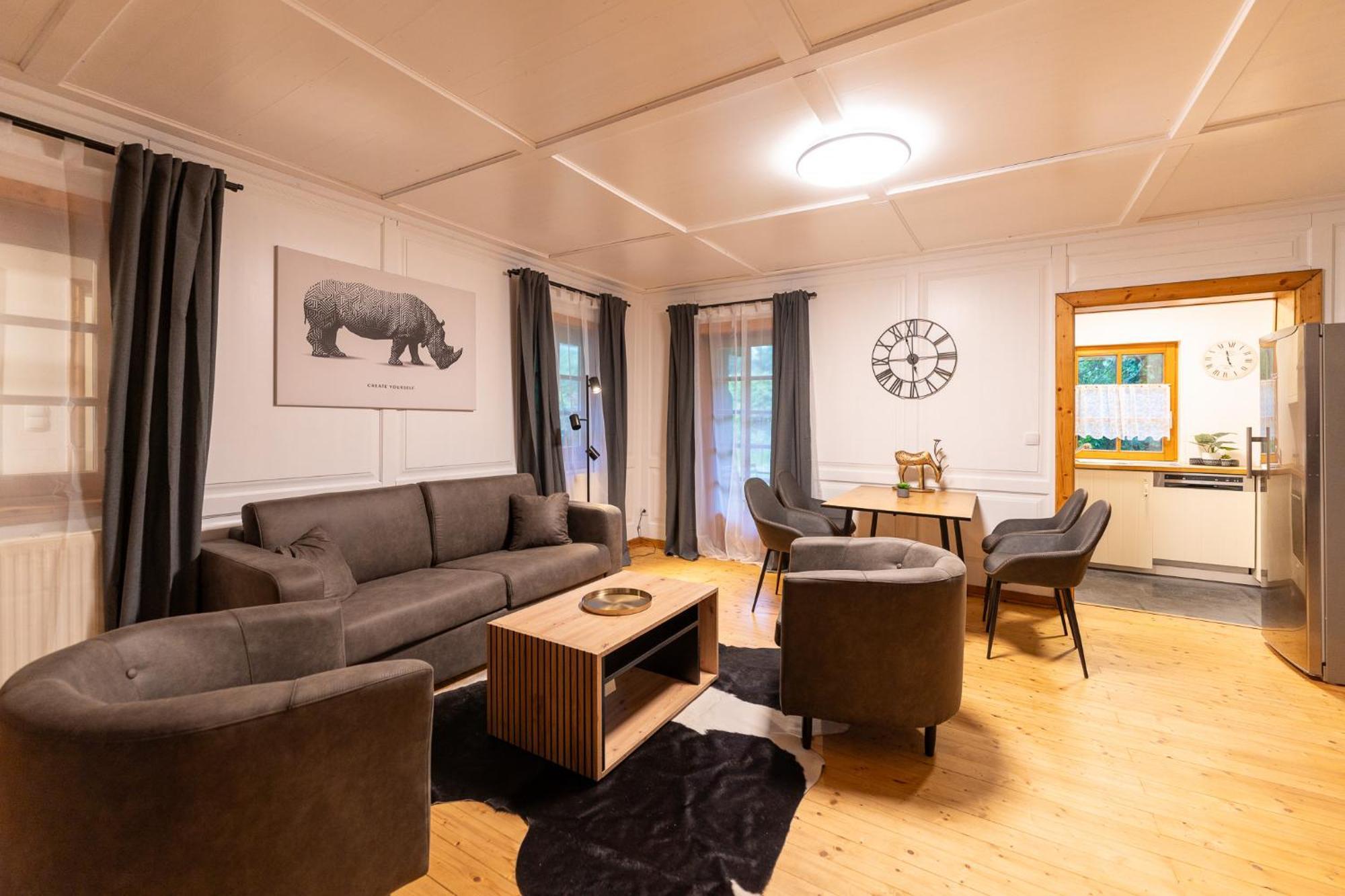 Schmuckes Geräumiges Haus Mit Garten In Für Bis Zu 8 Gäste Ideal Für Familien Und Gruppen Ferienhaus Graz