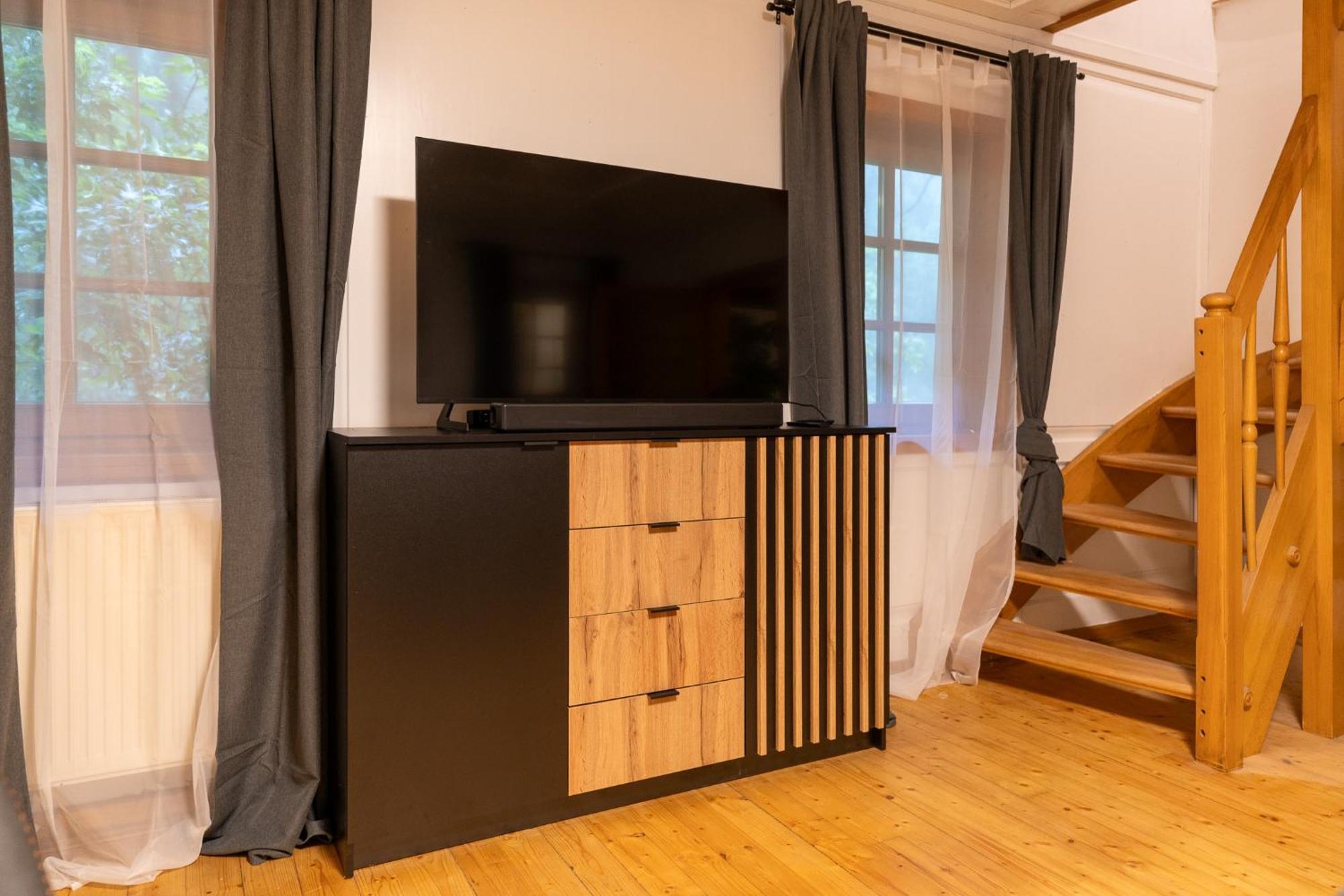Schmuckes Geräumiges Haus Mit Garten In Für Bis Zu 8 Gäste Ideal Für Familien Und Gruppen * Graz