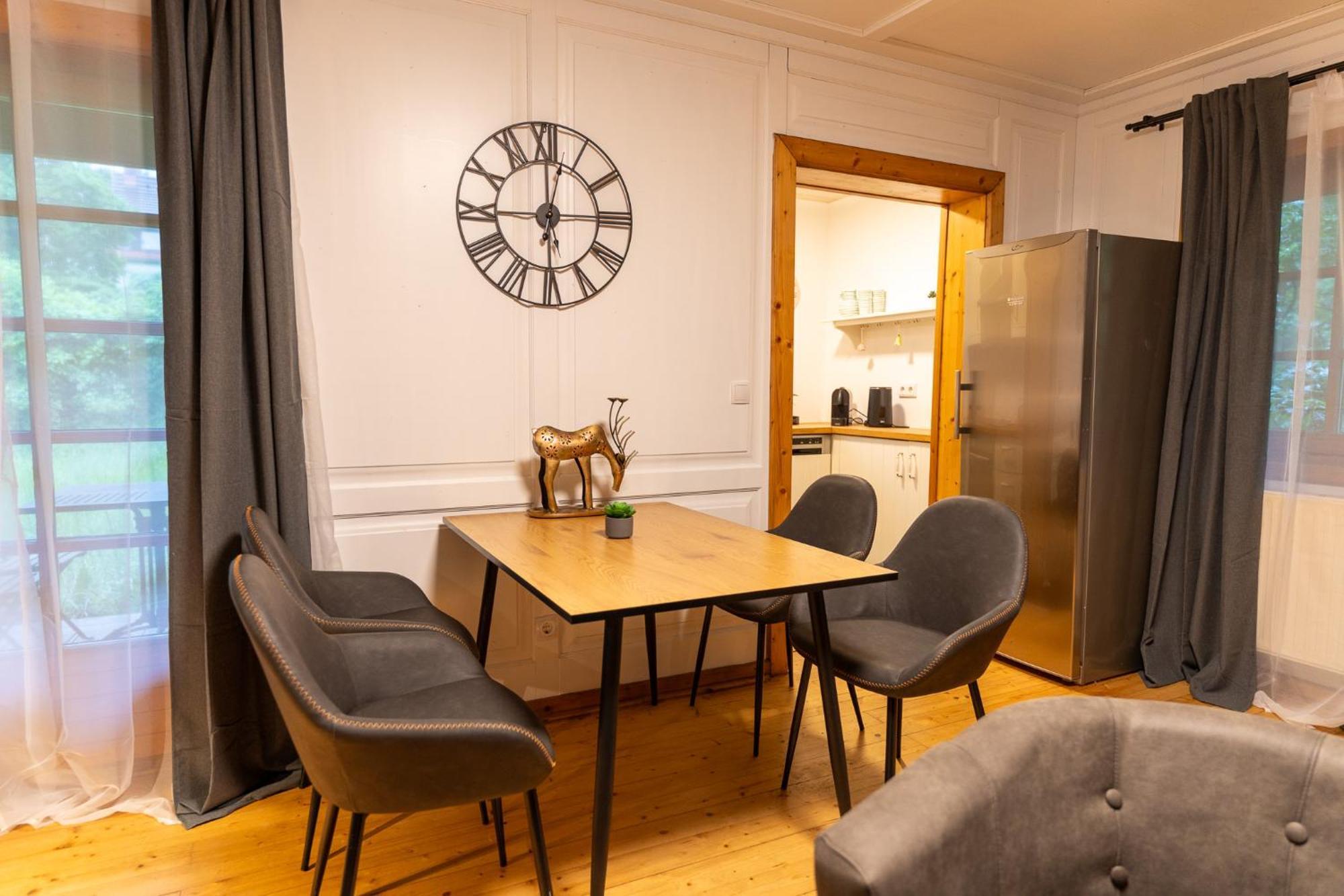 Ferienhaus Schmuckes Geräumiges Haus Mit Garten In Für Bis Zu 8 Gäste Ideal Für Familien Und Gruppen *