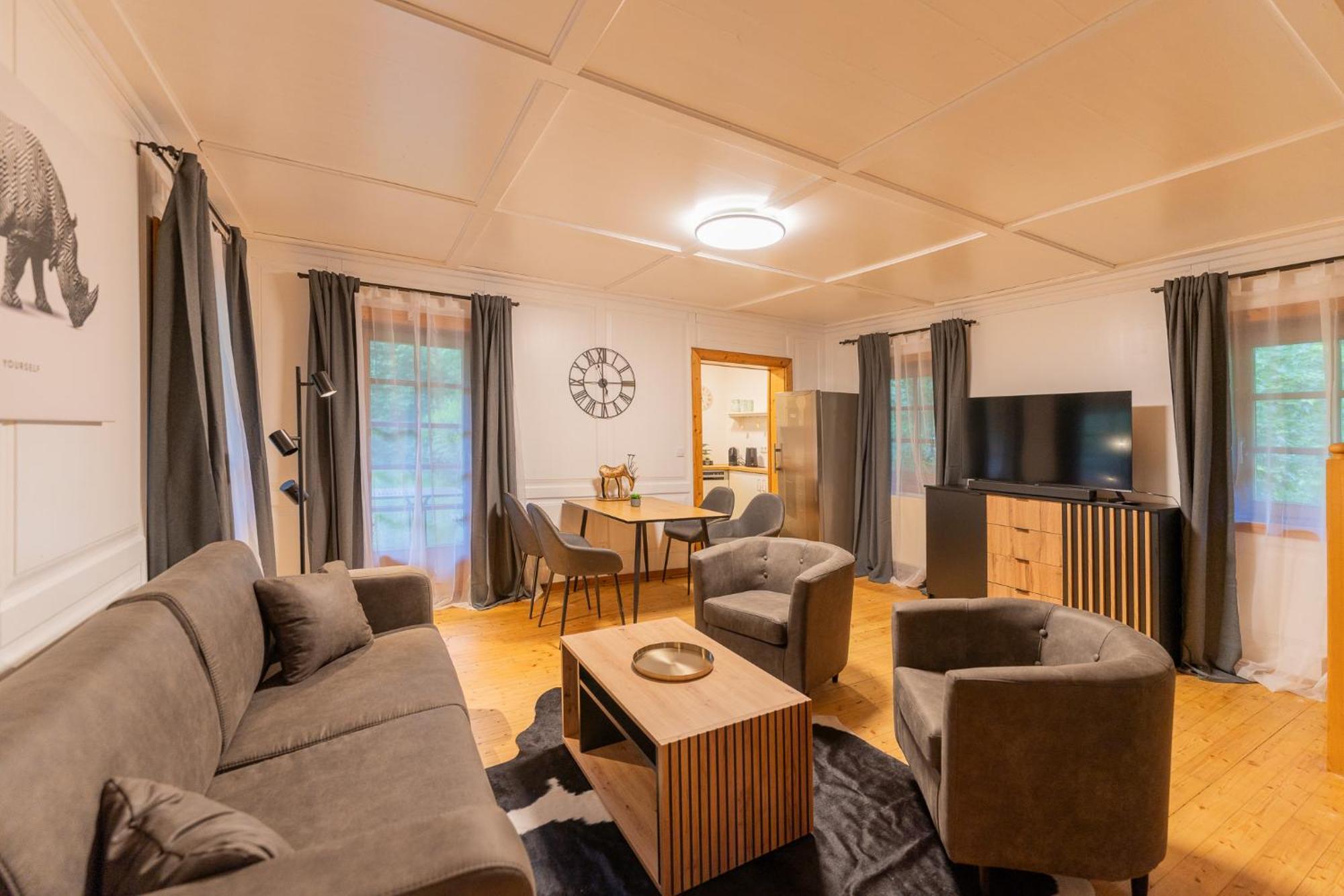 Vakantiehuis Schmuckes Geräumiges Haus Mit Garten In Für Bis Zu 8 Gäste Ideal Für Familien Und Gruppen Graz