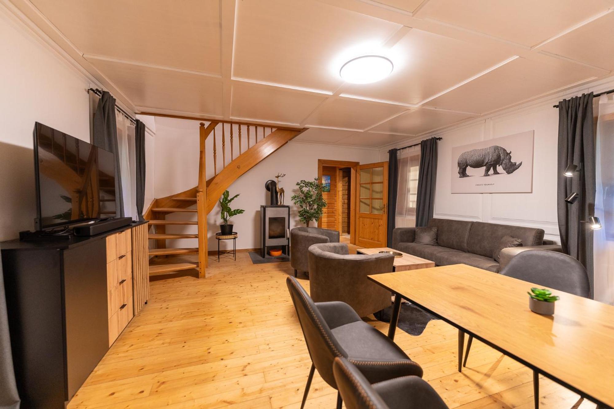 Ferienhaus Schmuckes Geräumiges Haus Mit Garten In Für Bis Zu 8 Gäste Ideal Für Familien Und Gruppen
